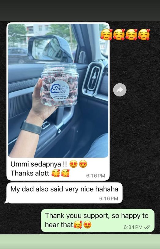 Customer review in a car praising the treats